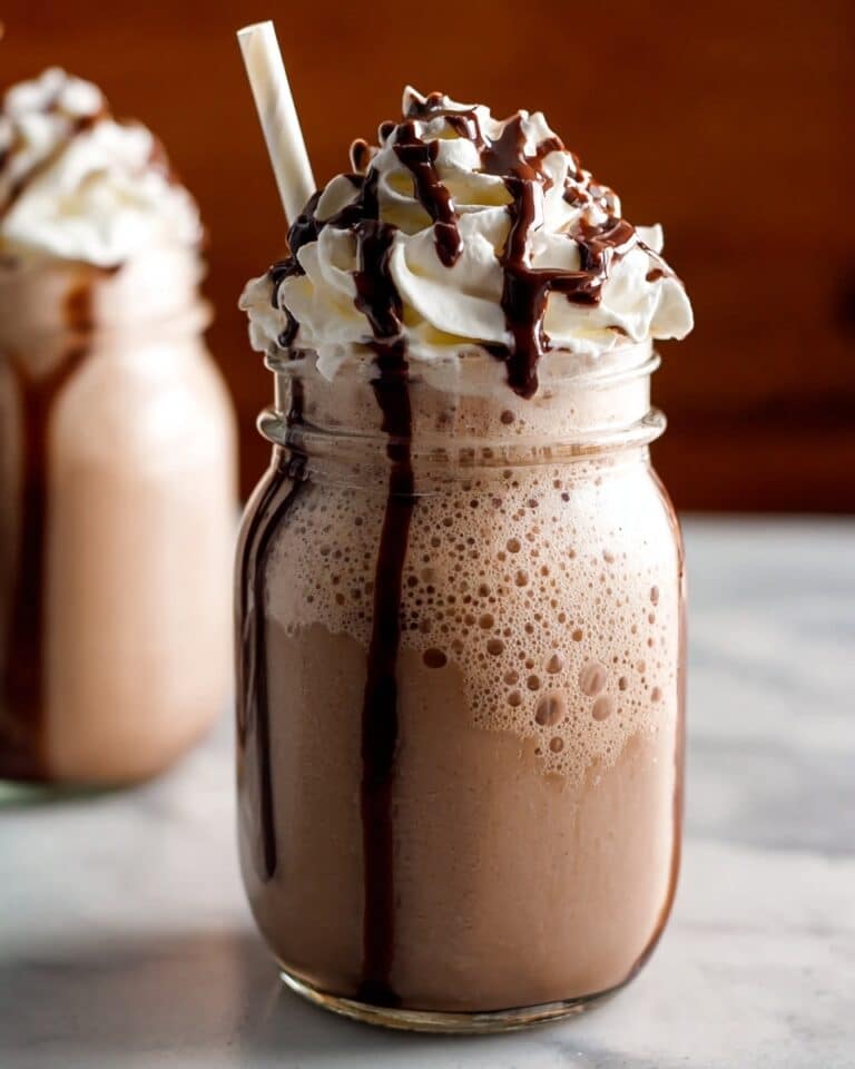 Chocolate Peanut Butter Smoothie Recipe